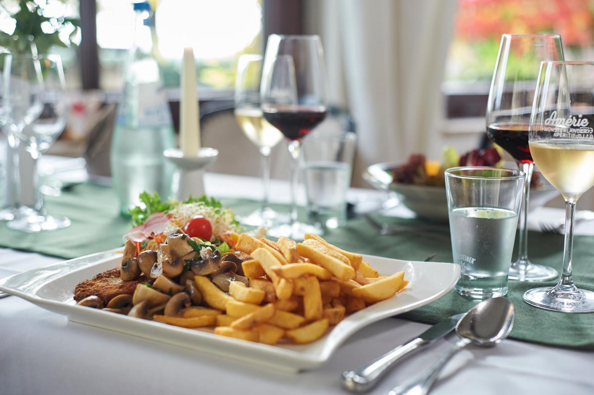 Hotel Restaurant Waldschloesschen Lienen Exteriér fotografie